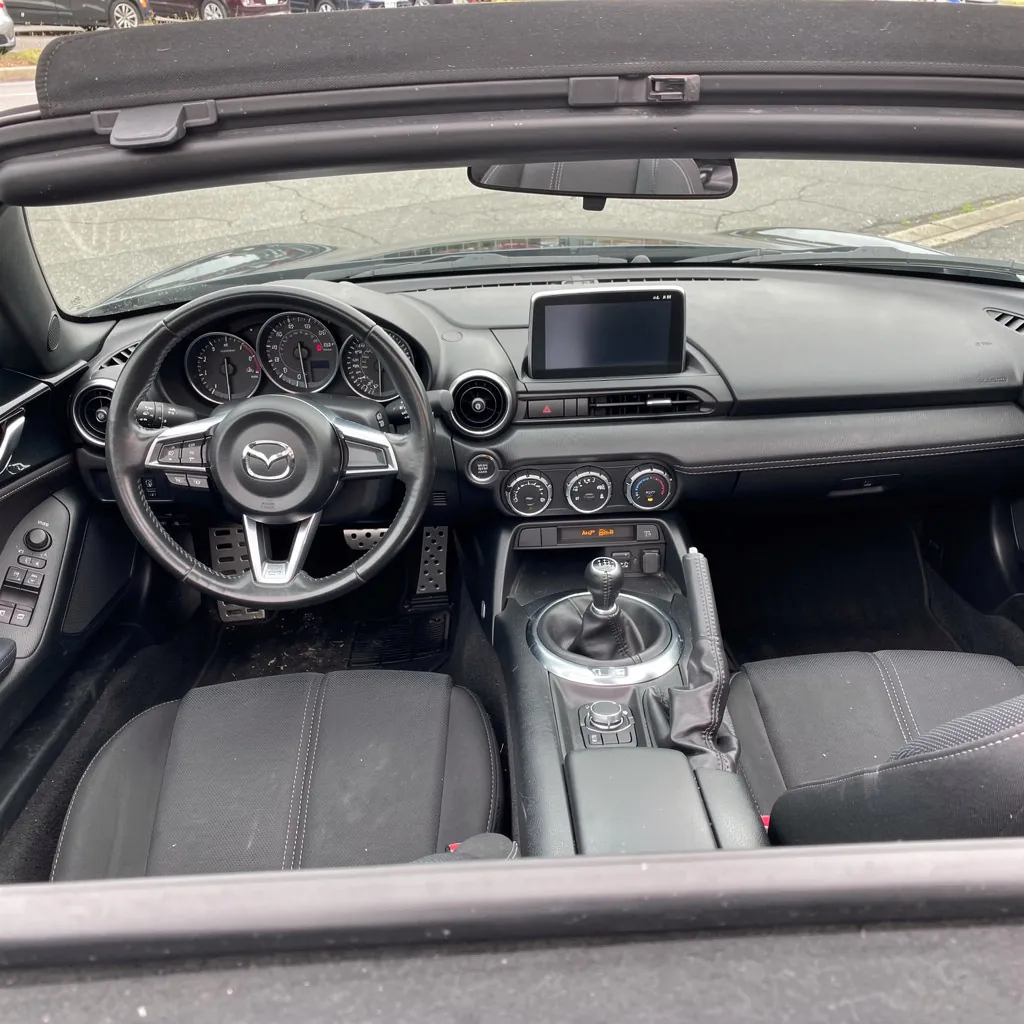2016 Mazda MX-5 Miata Club (Photo 2 of 3)