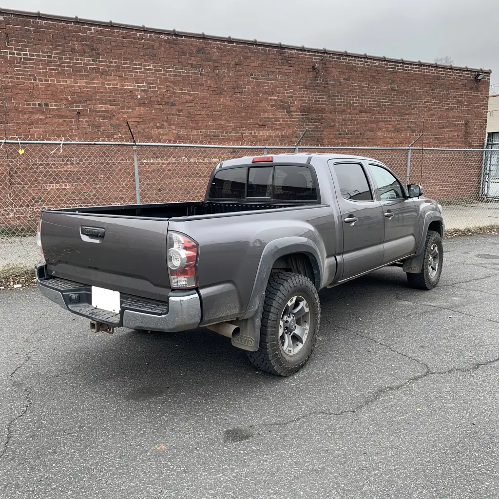 2014 Toyota Tacoma TRD Off-Road 4x4 (Photo 3 of 3)